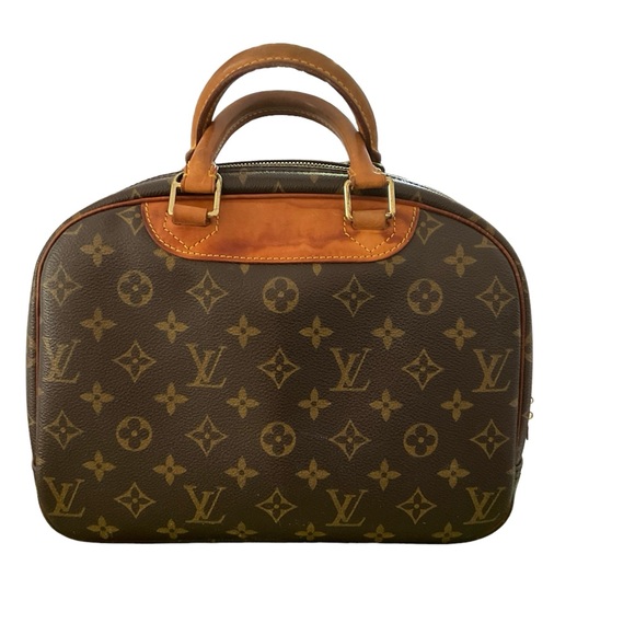 Louis Vuitton Handbags - SOLD